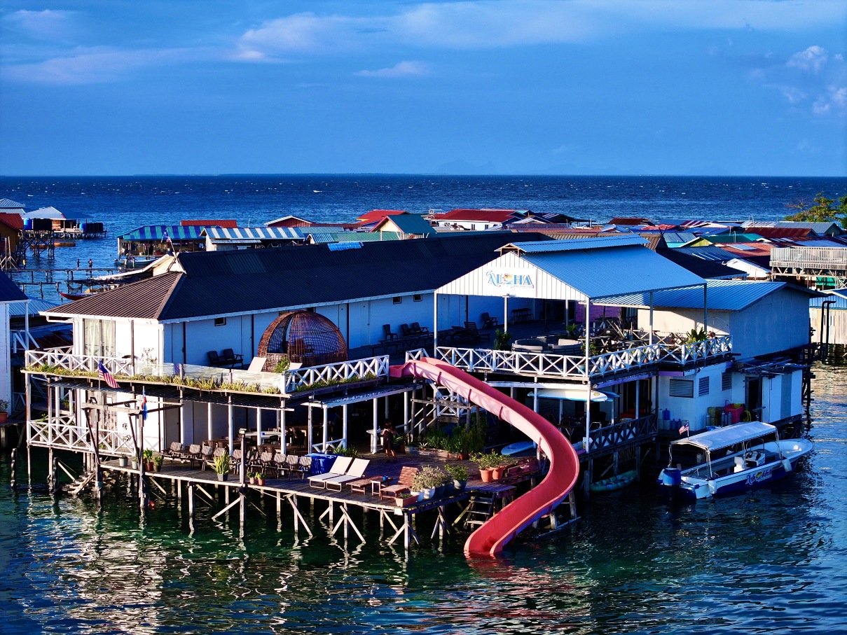 阿罗哈马布岛度假水屋Aloha MABUL Scuba Lodge-官方