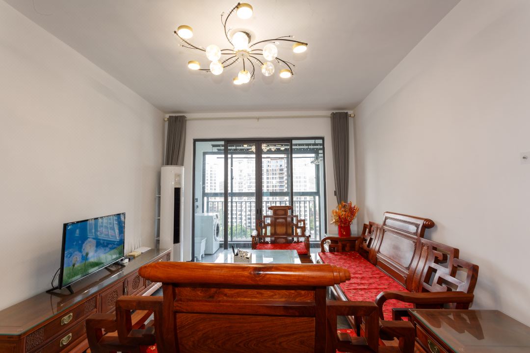 Dongxing Oriental Riverside Sky Garden Homestay (China-Vietnam Beilun River Second Bridge)