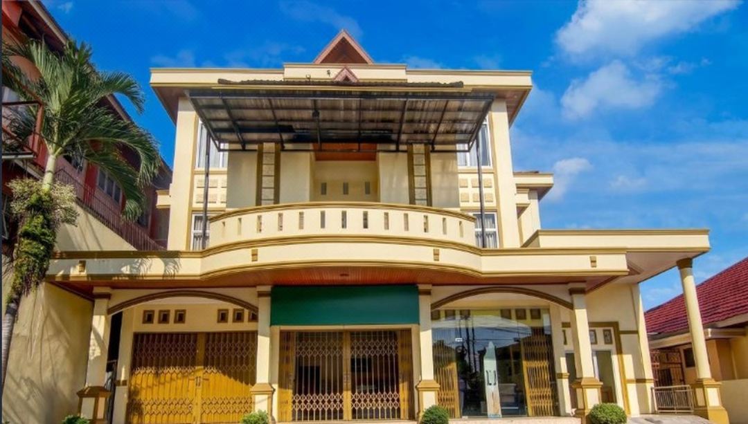 Collection O near Living World Pekanbaru formerly UIN Suska