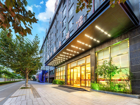 禄丰融羲大酒店