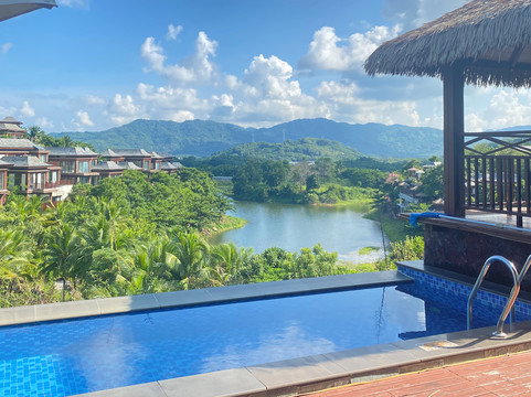 那香山雨林度假酒店(保亭呀诺达店)