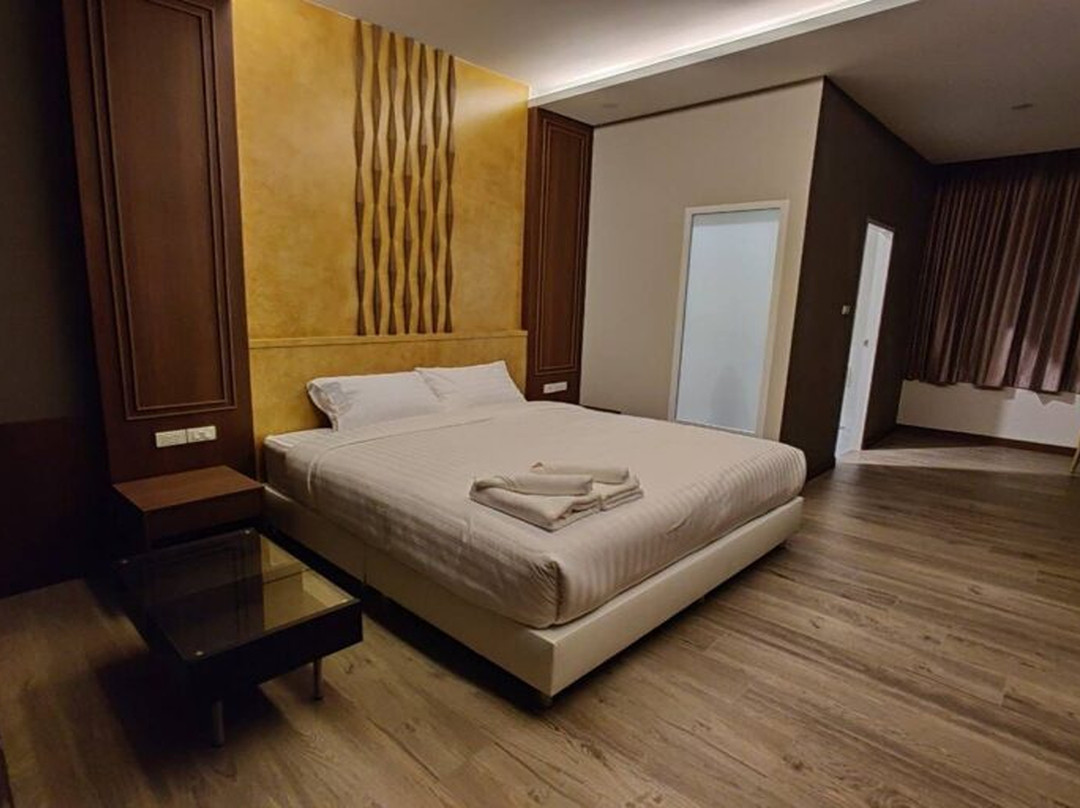 2M Place Apartment