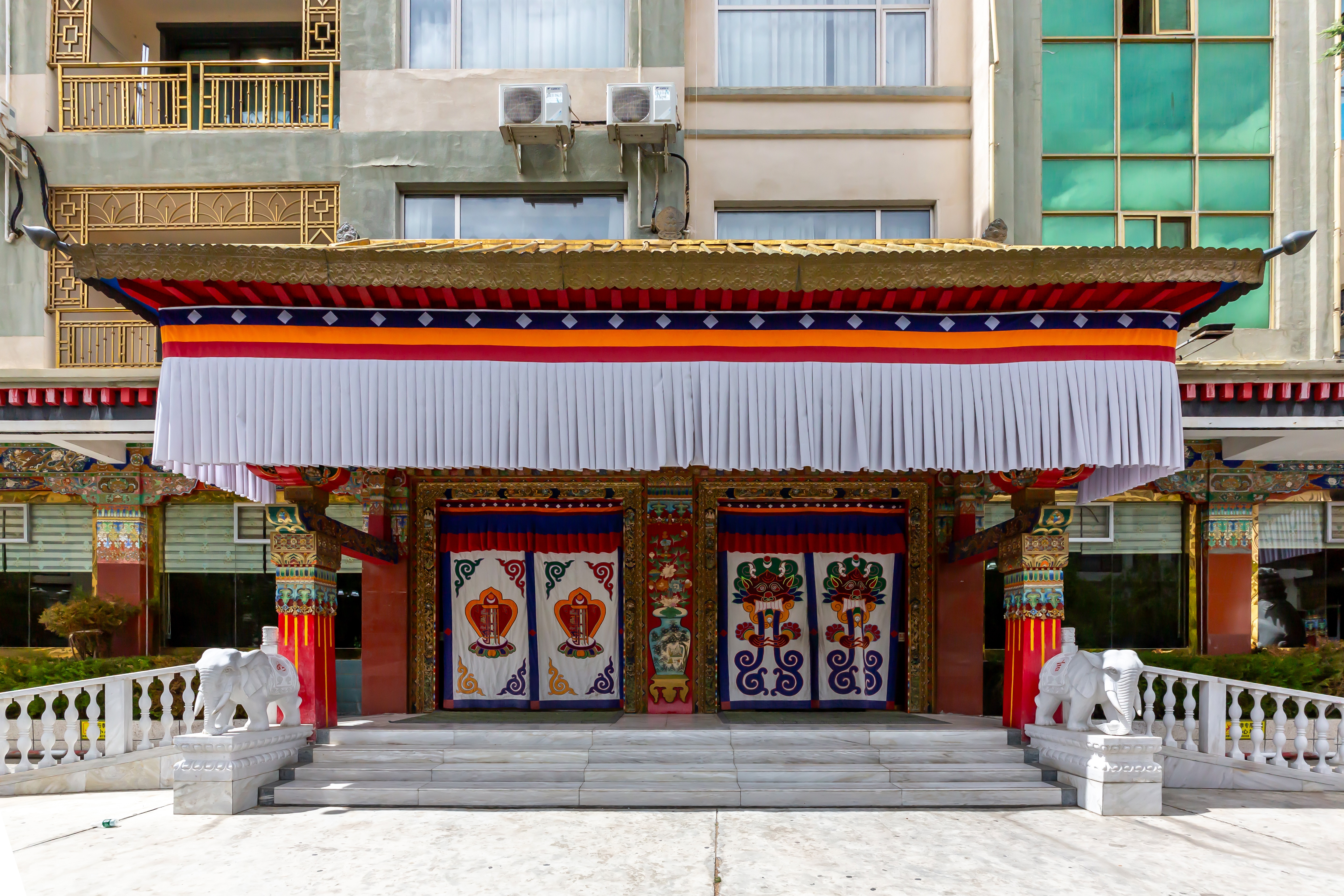 日喀则格萨尔大酒店-官方