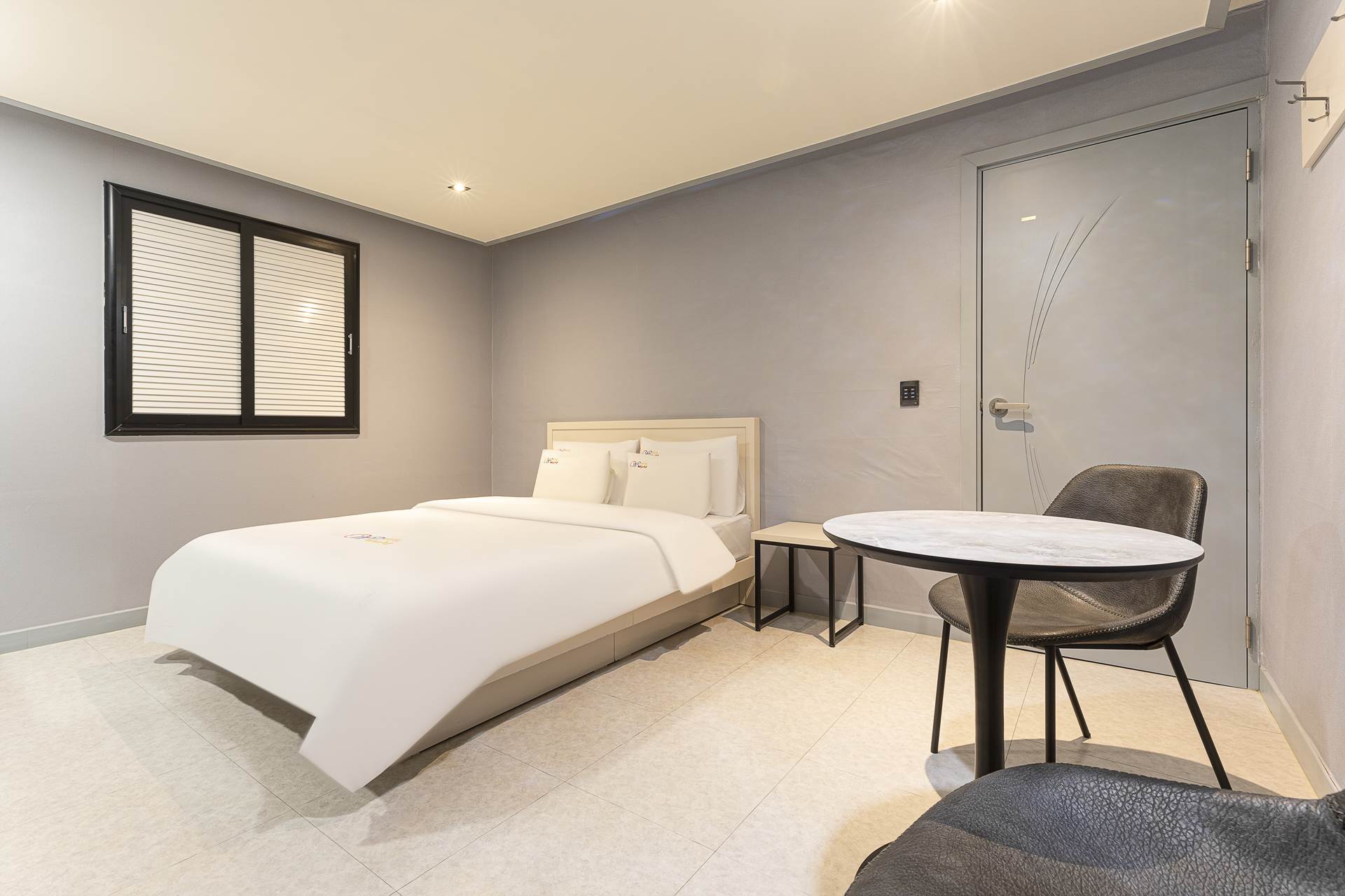 春川世界酒店-官方