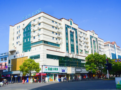 鹰潭市酒店住宿-汉庭鹰潭中心广场酒店