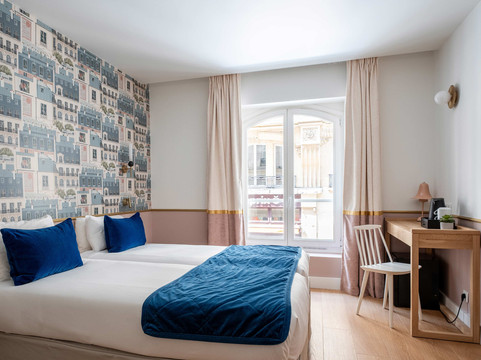 爱思得阿卡迪亚酒店