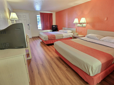 OYO Hotel Shelby MT Hwy 2 & I-15