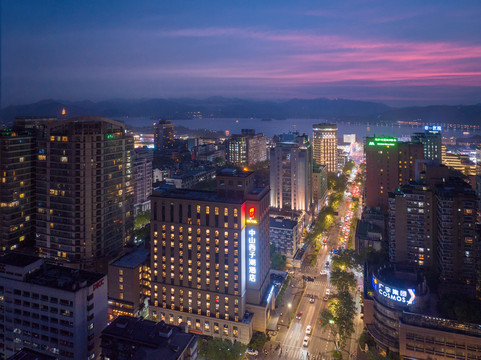 杭州中山西子湖酒店主图