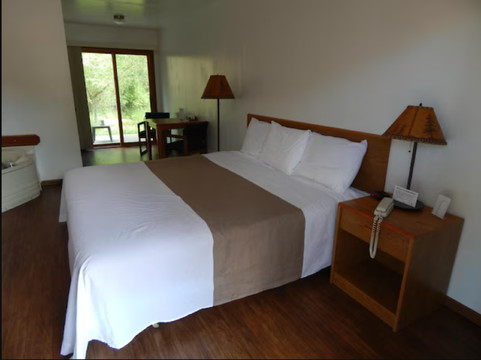 Hermosa酒店住宿-Brookside Motel