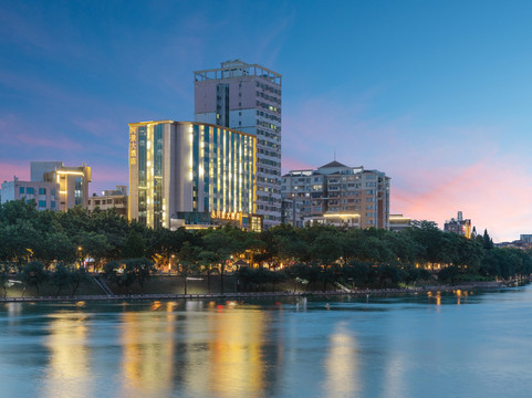 从化市酒店住宿-河景大酒店