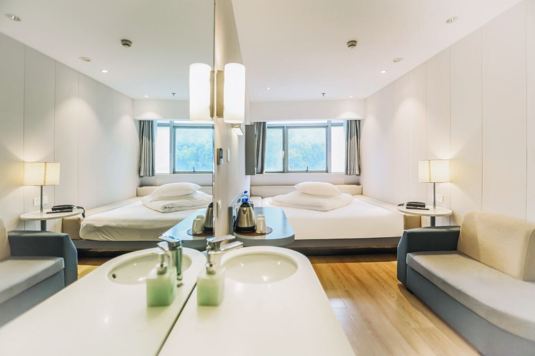 Zsmart Hotel (Shanghai Wujiaochang Fudan University)