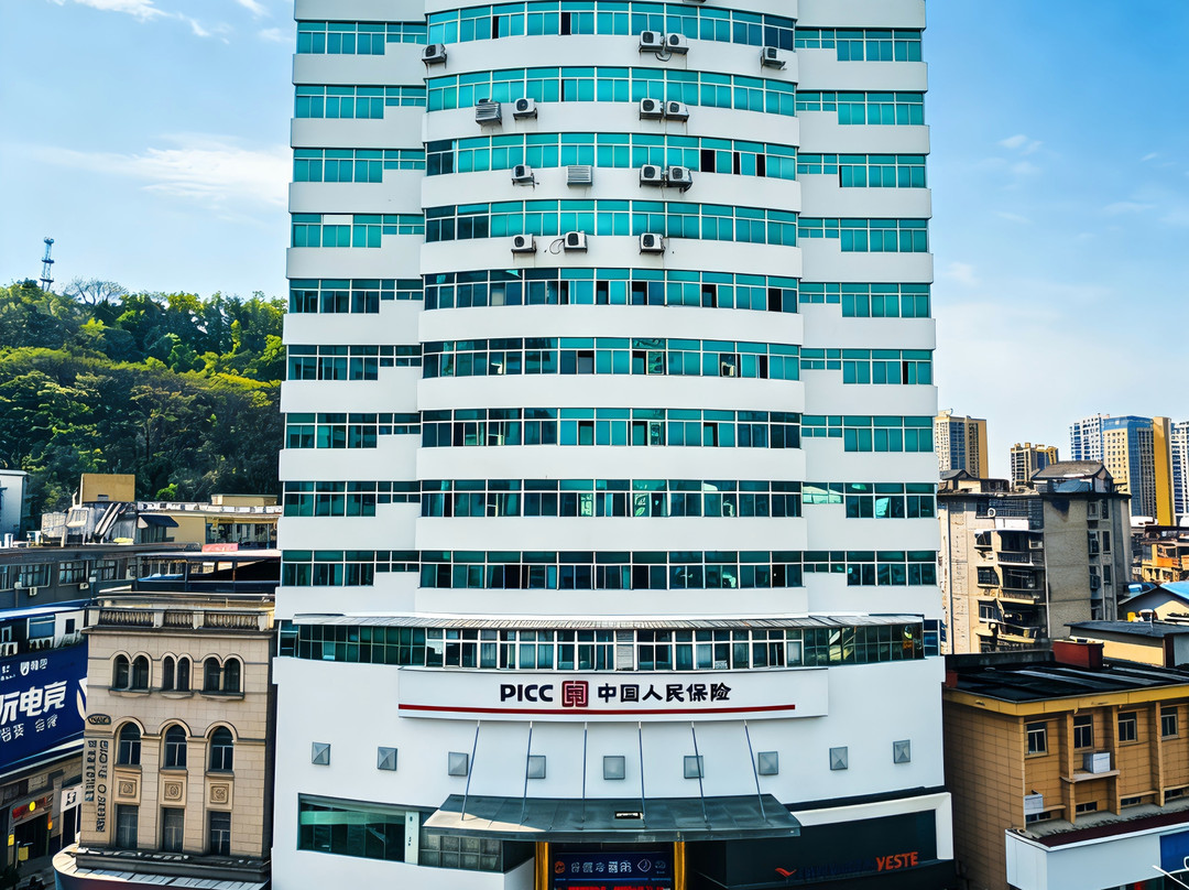 雅斯特酒店（咸宁温泉路中心花坛店）