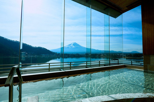 可赞泰乌布亚酒店