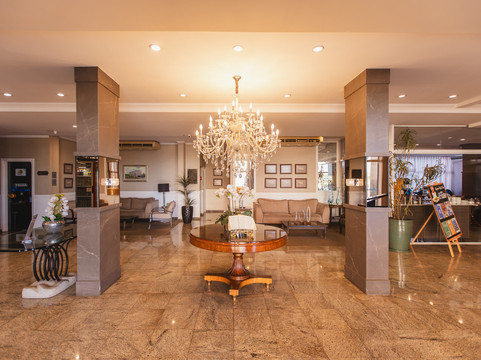 Nacional Inn 阿拉拉夸拉丹酒店