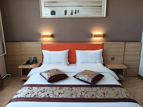 格尔木怡景品质酒店（火车站店）