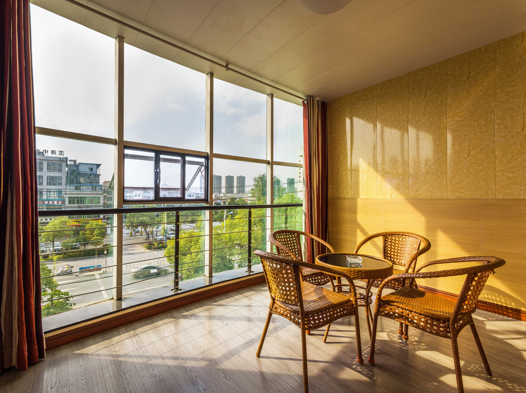 浠水尚客优连锁酒店闻一多大道店