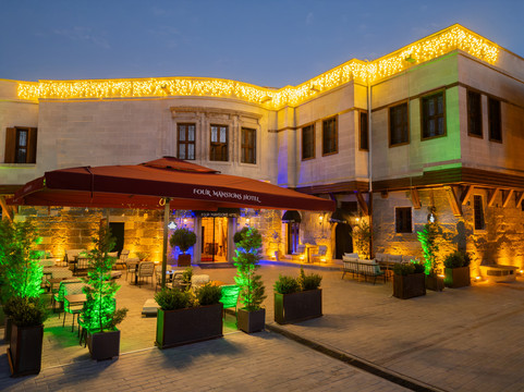 Talas酒店住宿-Four Mansions Hotel