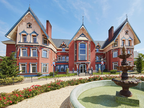 La Canonja酒店住宿-Hotel Mansión de Lucy en PortAventura World