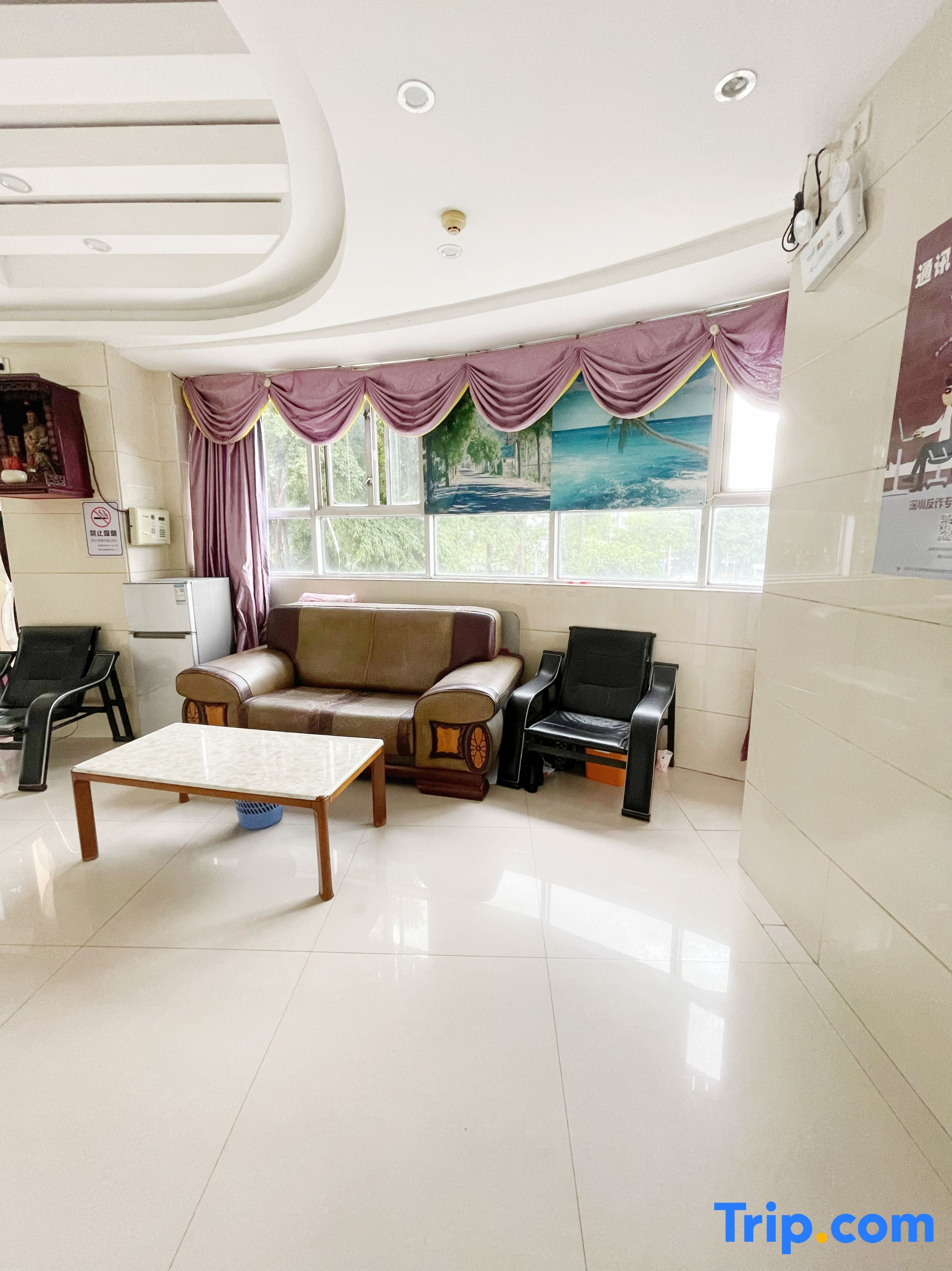 Chengdong Hotel (Shenzhen OCT Creative Culture Park Qiaocheng East Metro Station Branch)