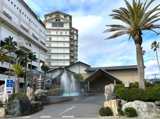 胜浦市酒店住宿-Mikazuki Sea Park Hotel Katsuura