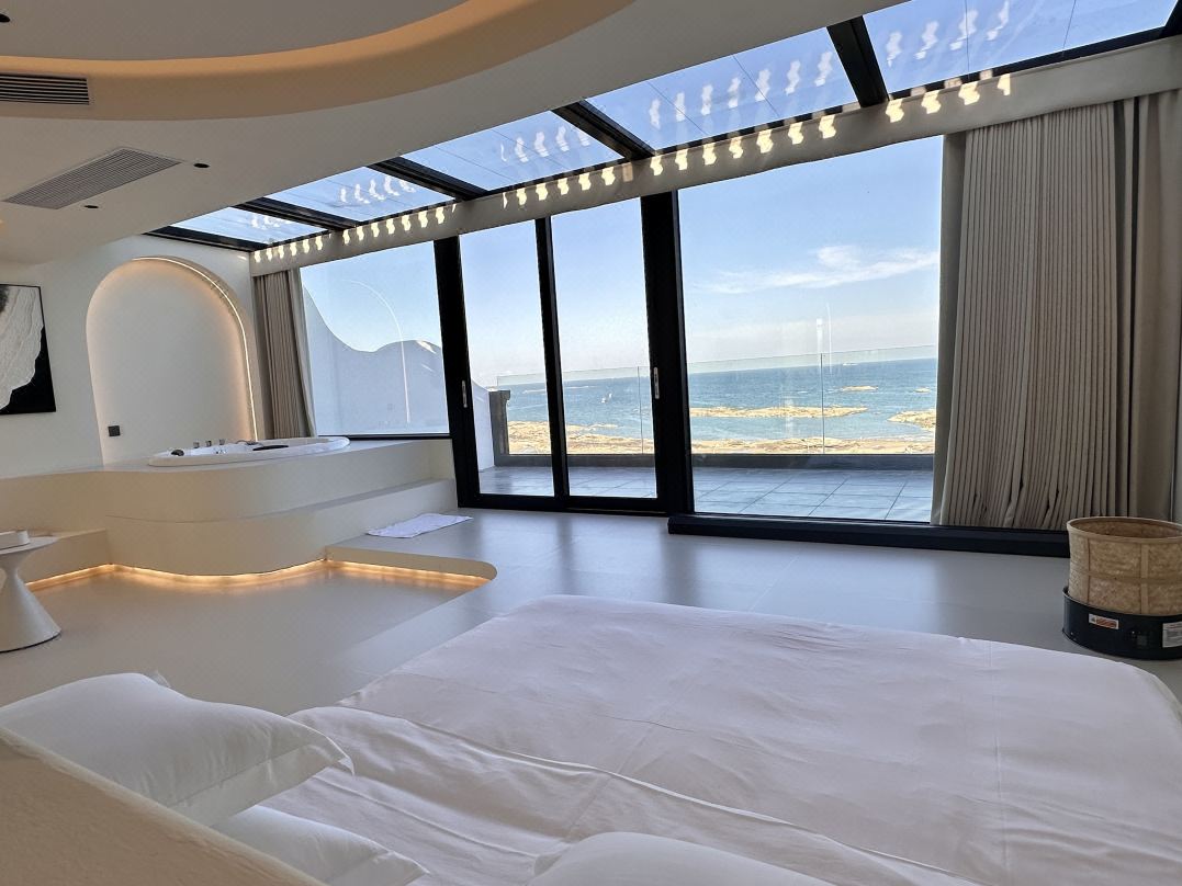 Shishi • Tayinxian Coast | TYXA | Diverse Style • Designer's Boutique Stay (Gold Coast Hongta Bay)