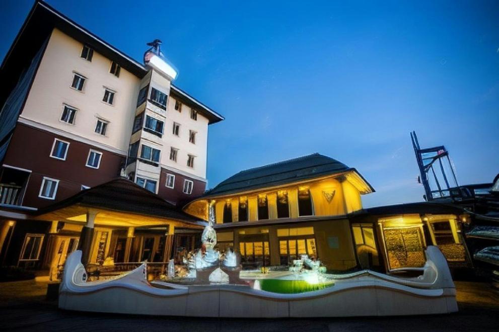 麦地那酒店-官方