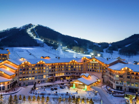 抚松县酒店住宿-长白山万达锦华套房酒店