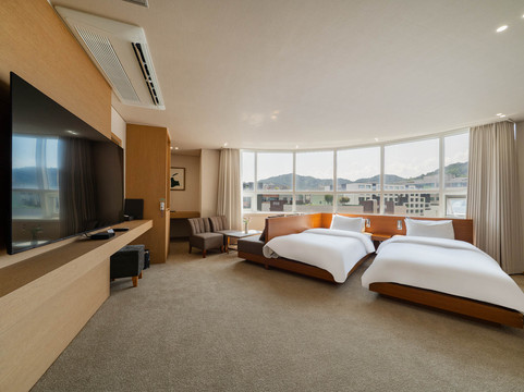 本昵客雅BIZ INN酒店