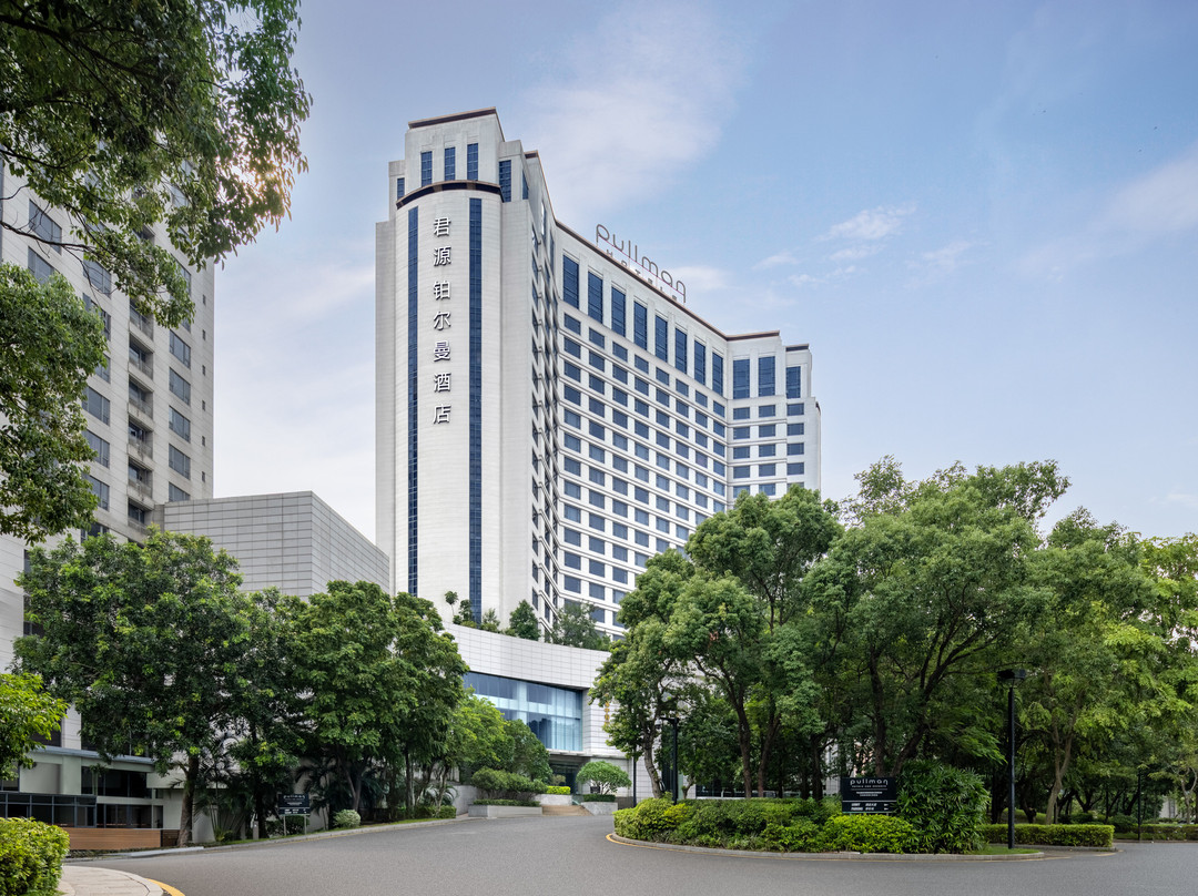 东莞君源雅高铂尔曼酒店（长安站店）主图