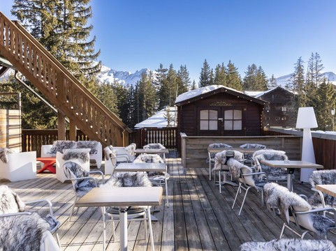 奥达利斯新日晷酒店