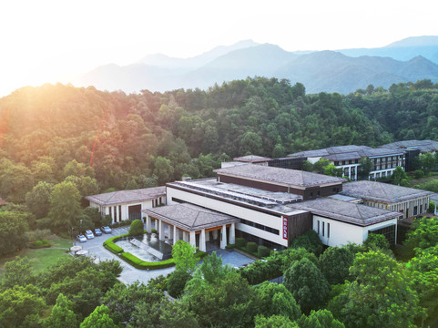 桐庐县酒店住宿-雷迪森度假酒店