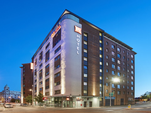 宜必思贝尔法斯特市中心酒店