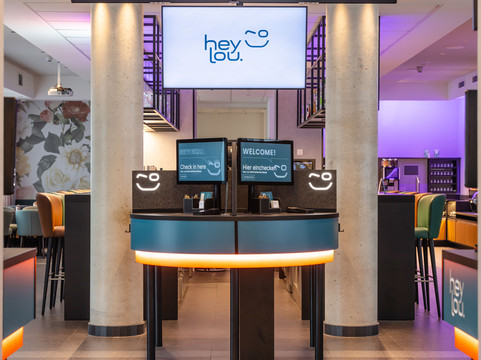 卡尔斯鲁厄展览中心Hey Lou酒店