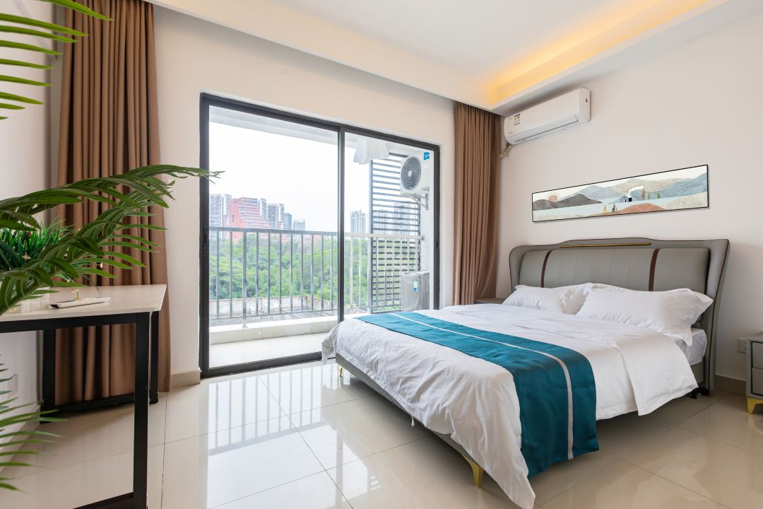 Yipeng Apartment (Guanlan High-tech Park Store)