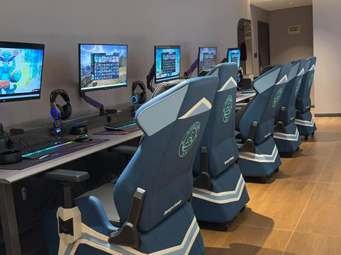 首座|智享IS·电竞酒店（雅安汉源九襄古镇店）