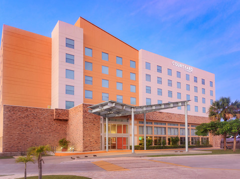 Courtyard Ciudad del Carmen Campeche