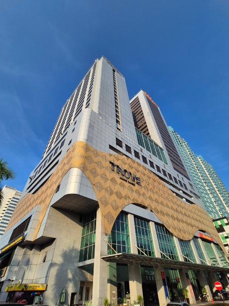 新山特罗夫酒店-官方