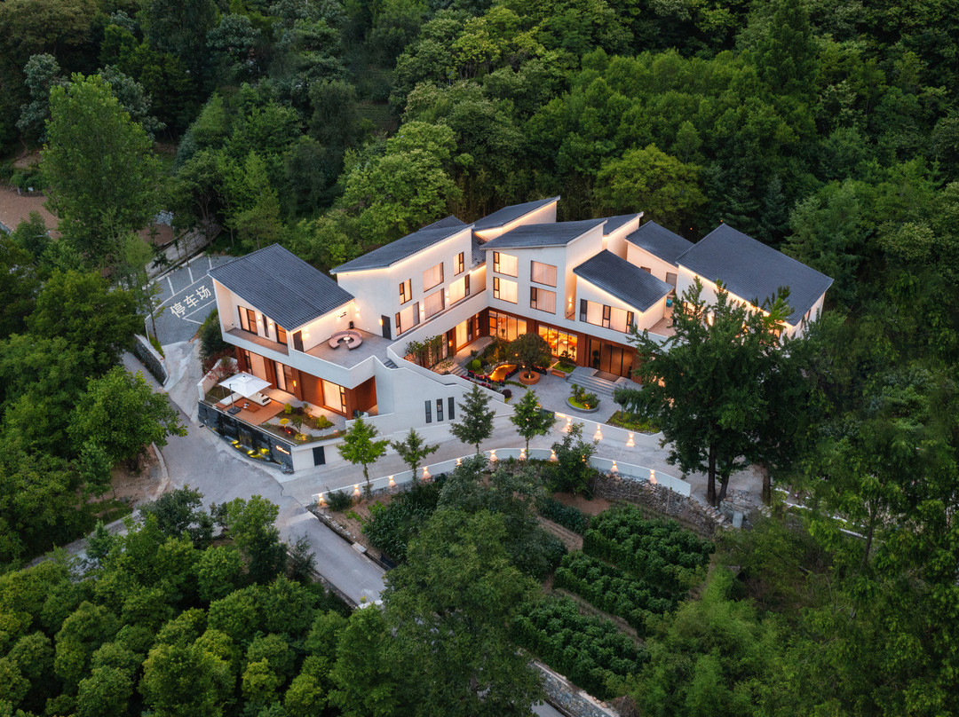 留坝山与十二栖