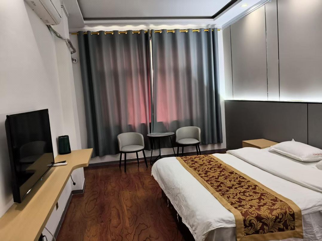Jichang Business Hotel