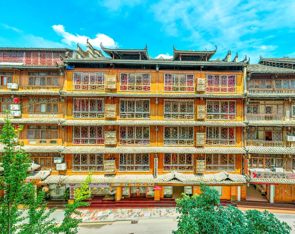 Sanjiang Tiramisu Theme Hotel (Fengyuqiao Branch)