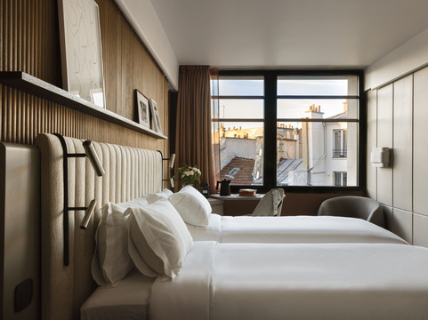 巴黎左岸艺术女士酒店主图