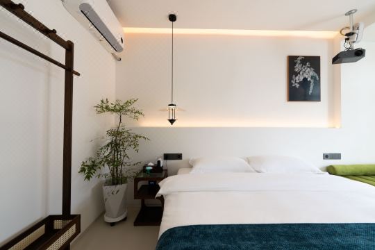 一路巷海珊瑚石庭院民宿（潿洲島貝殼沙灘店）