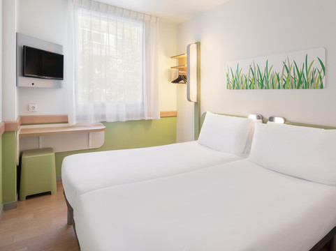 Perdiguera酒店住宿-B&B HOTEL Zaragoza Plaza Mozart