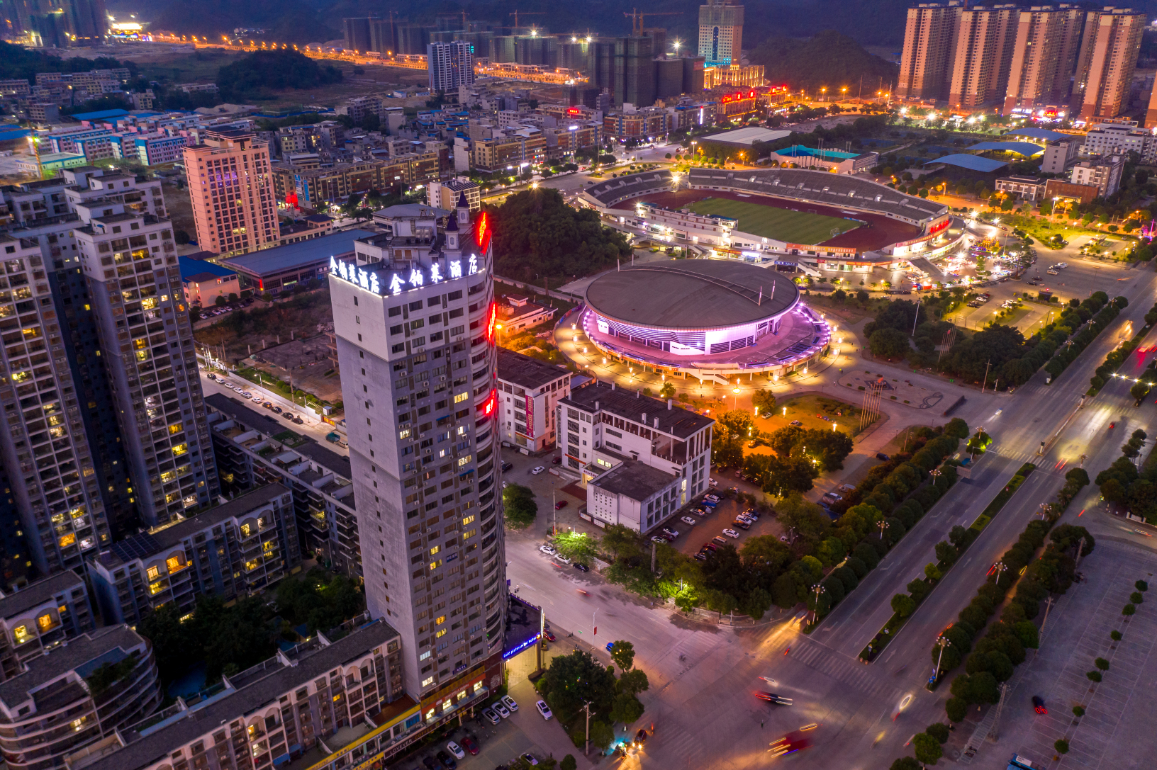 金铂莱精品酒店(平果体育馆文化公园广场店)-官方