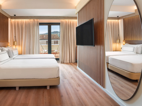 米立亚格拉纳达酒店