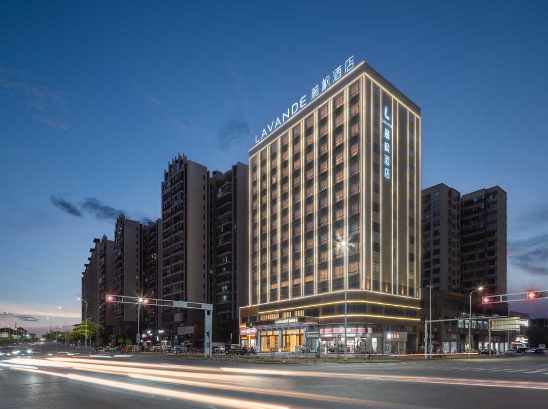 麗枫酒店（韶关南华寺狮岩路店）