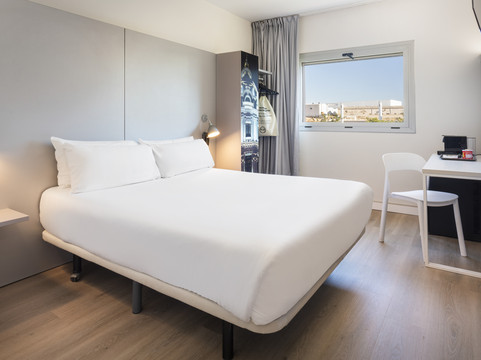 瓦伦西亚省酒店住宿-B&B HOTEL Valencia Aeropuerto