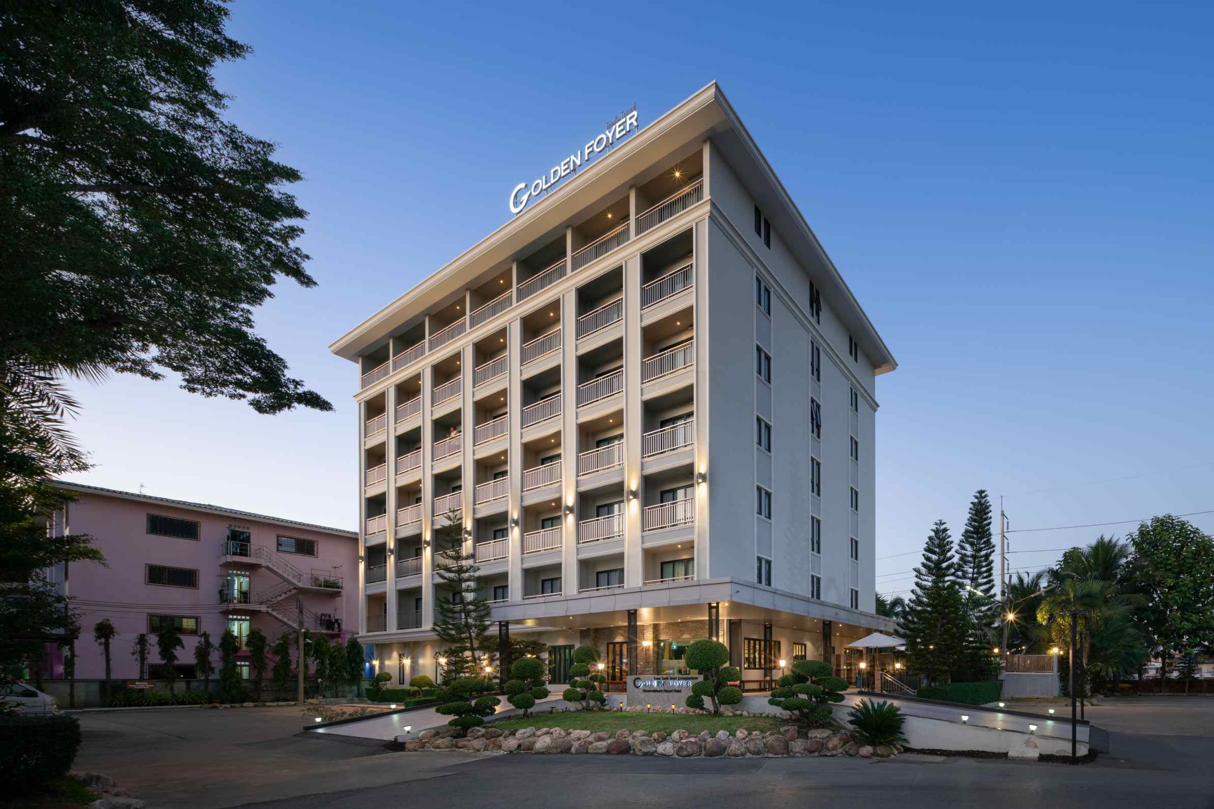 Golden Foyer Bangkok-官方