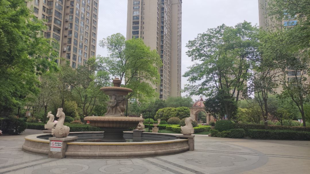 Gaotie Longmenzhan Yangyang Homestay