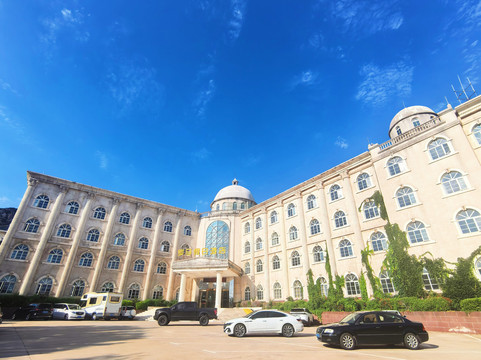 盛世罗马假日酒店